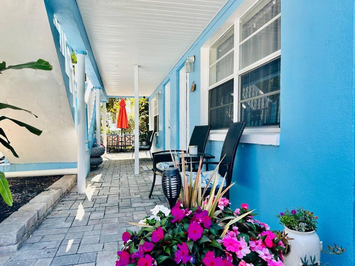 Blue Water Beachside Villa 6 Clearwater Beach Exterior photo