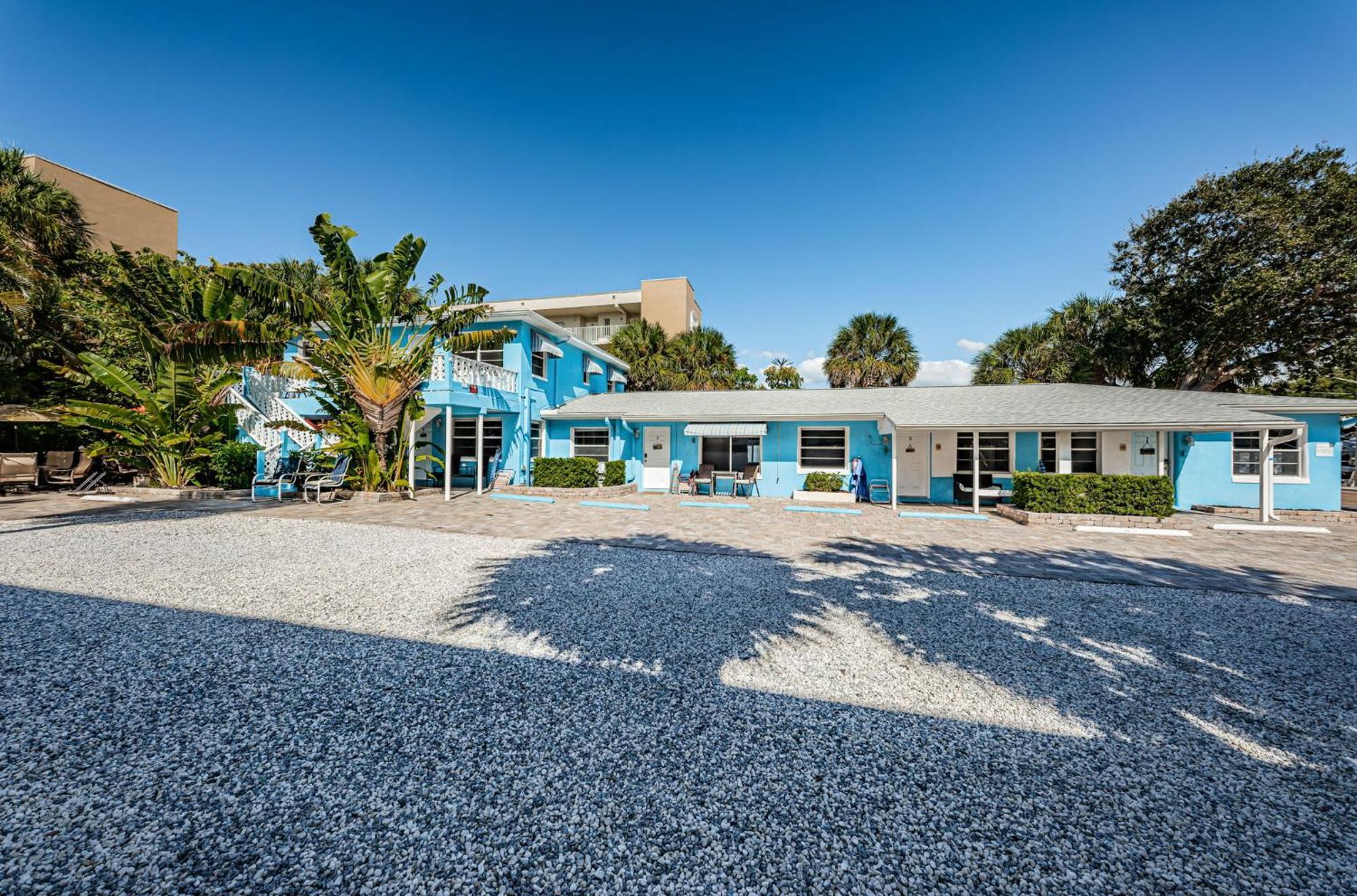 Blue Water Beachside Villa 6 Clearwater Beach Exterior photo