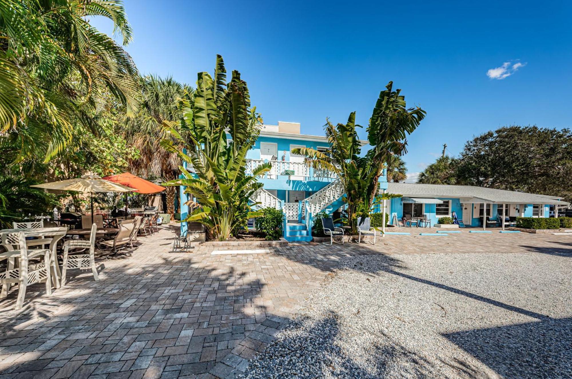 Blue Water Beachside Villa 6 Clearwater Beach Exterior photo