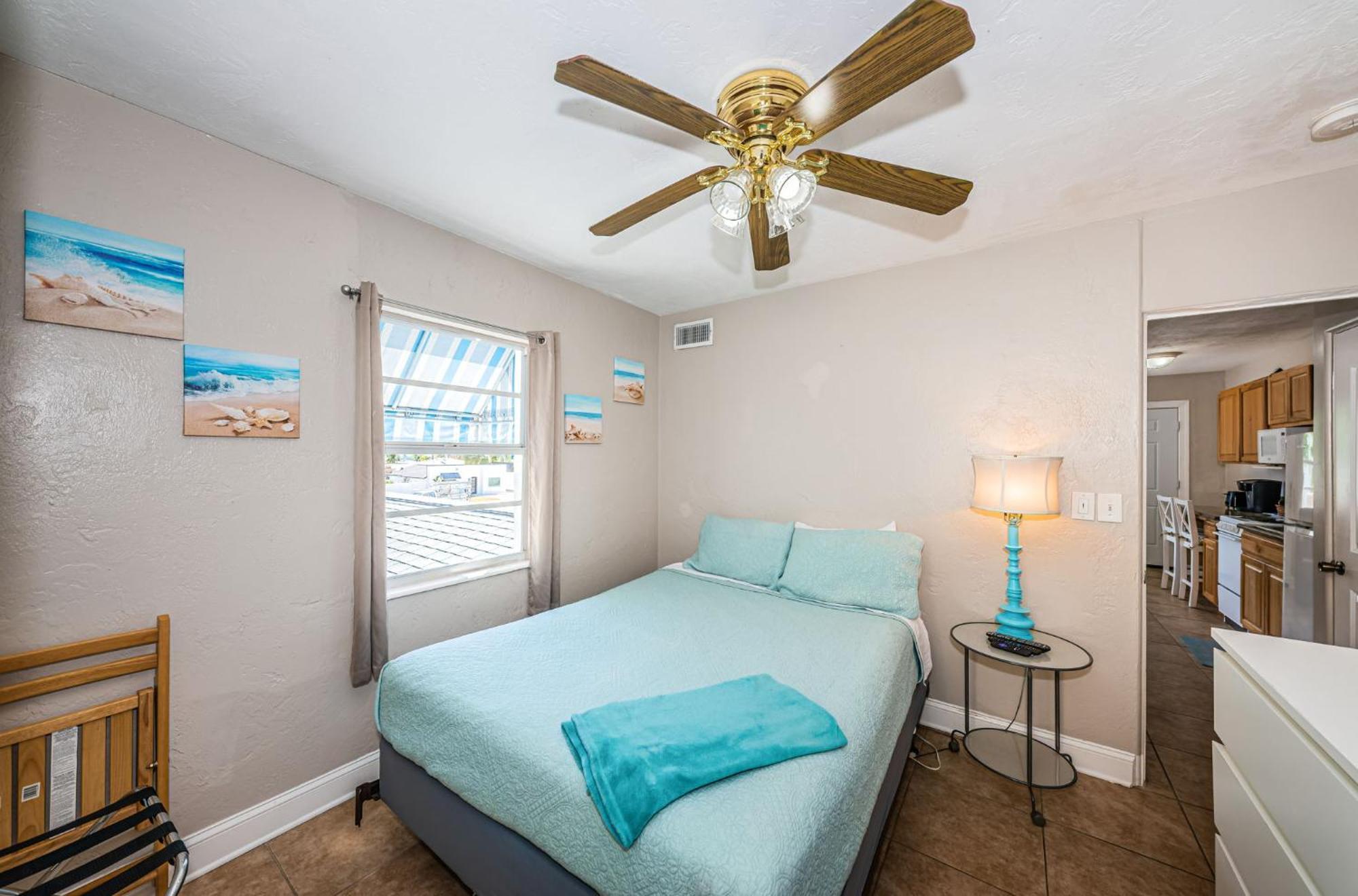 Blue Water Beachside Villa 6 Clearwater Beach Exterior photo