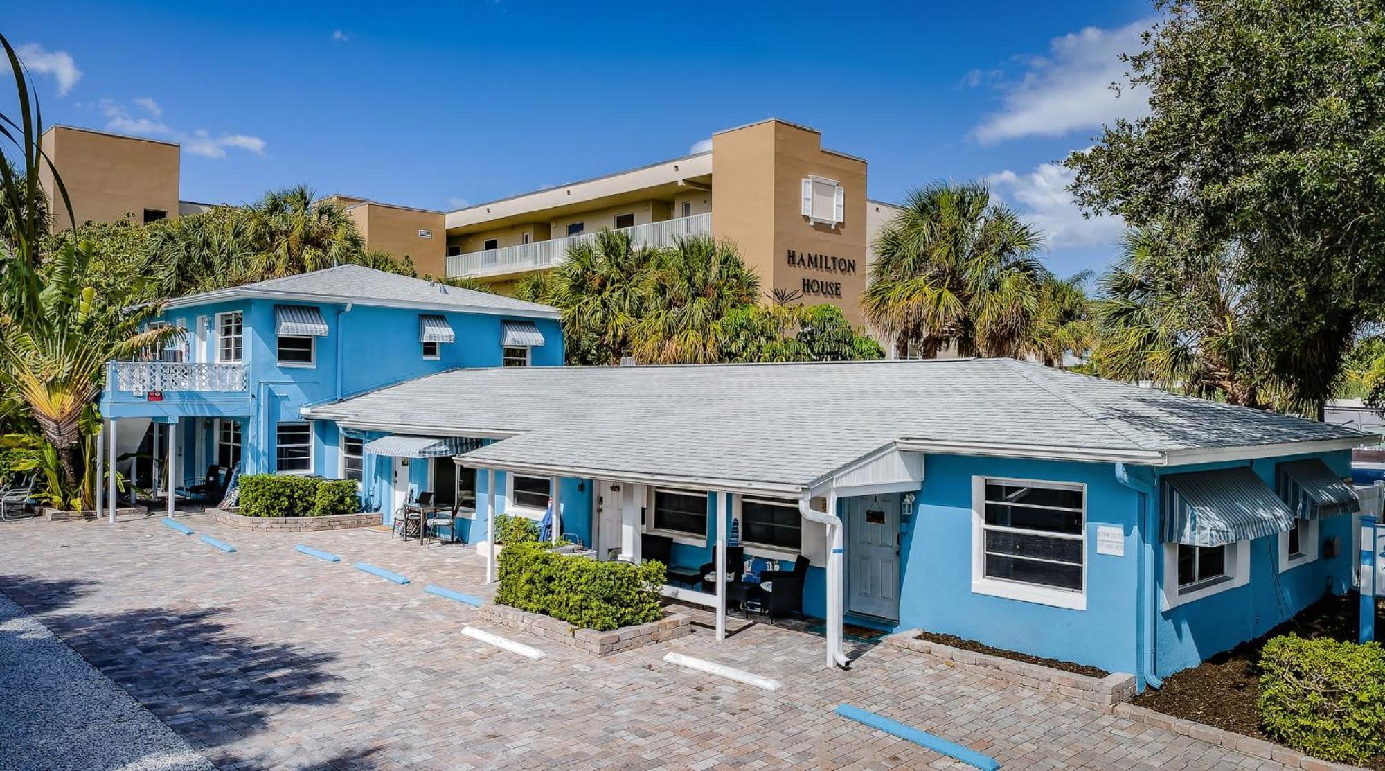 Blue Water Beachside Villa 6 Clearwater Beach Exterior photo